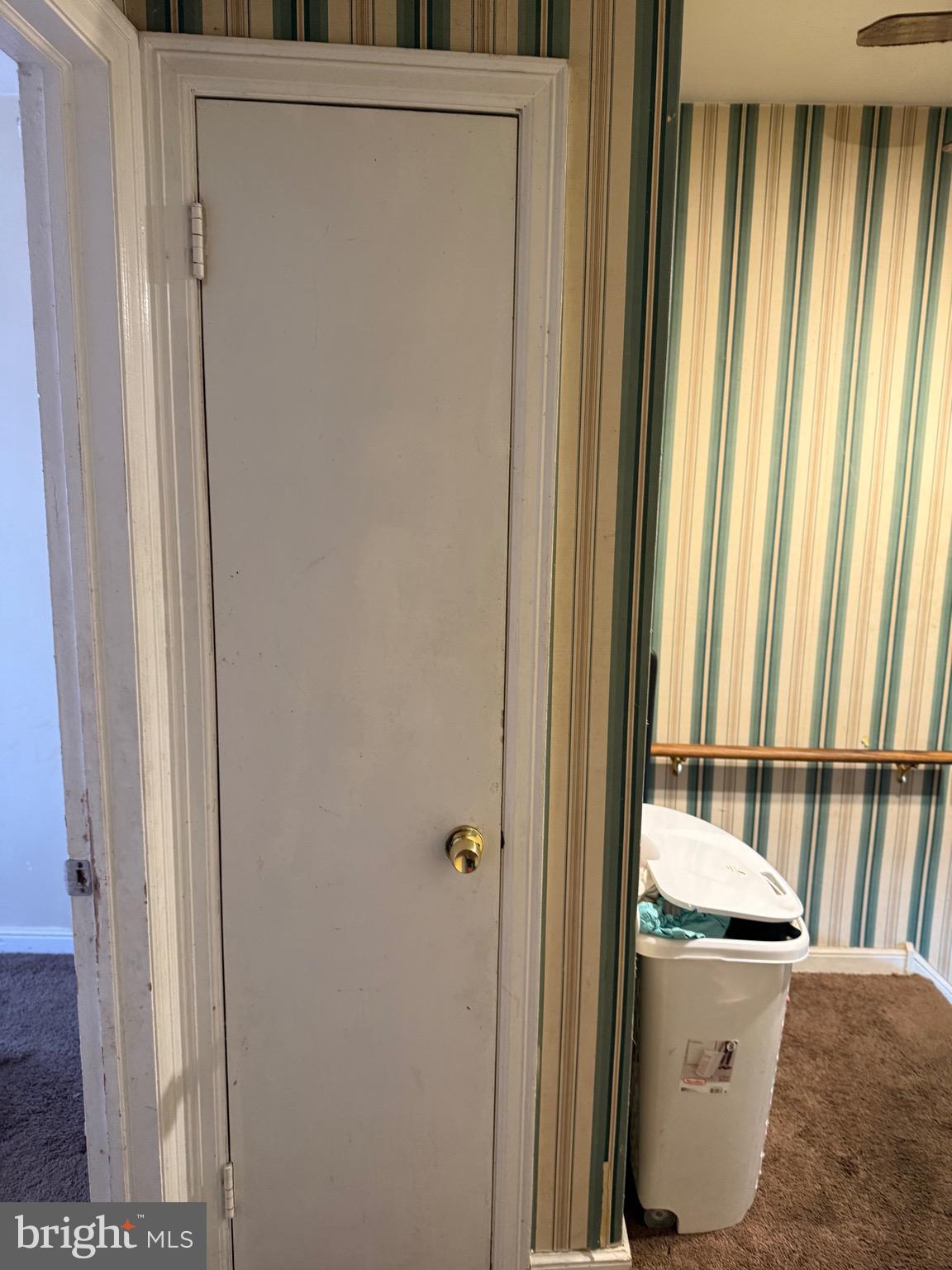 LAWNCREST - Residential