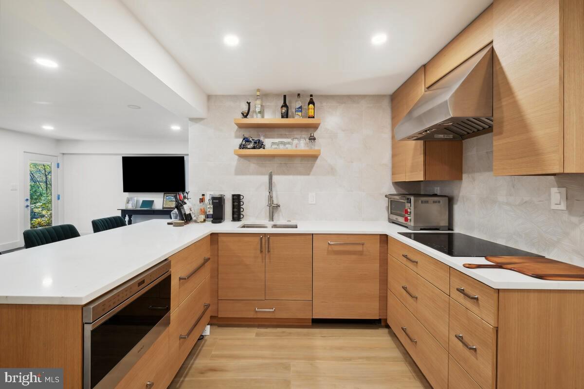 KEMP MILL ESTATES - Residential