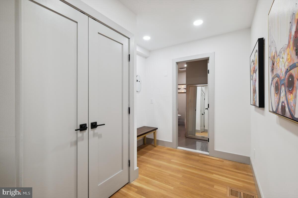 KEMP MILL ESTATES - Residential