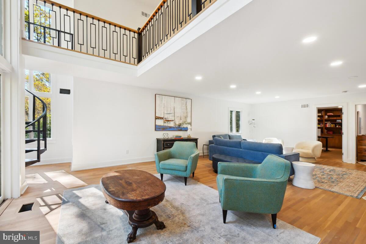 KEMP MILL ESTATES - Residential