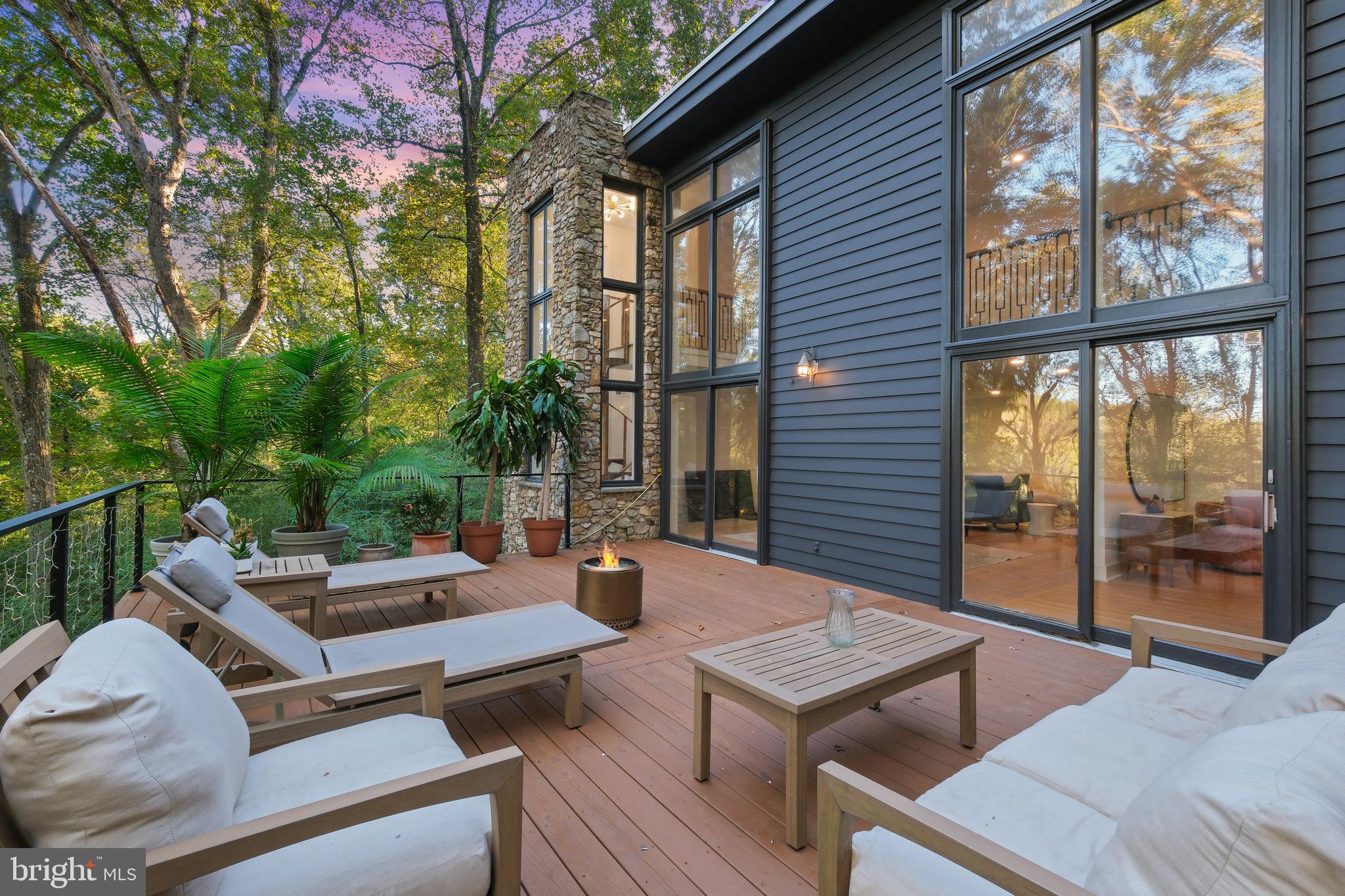 KEMP MILL ESTATES - Residential