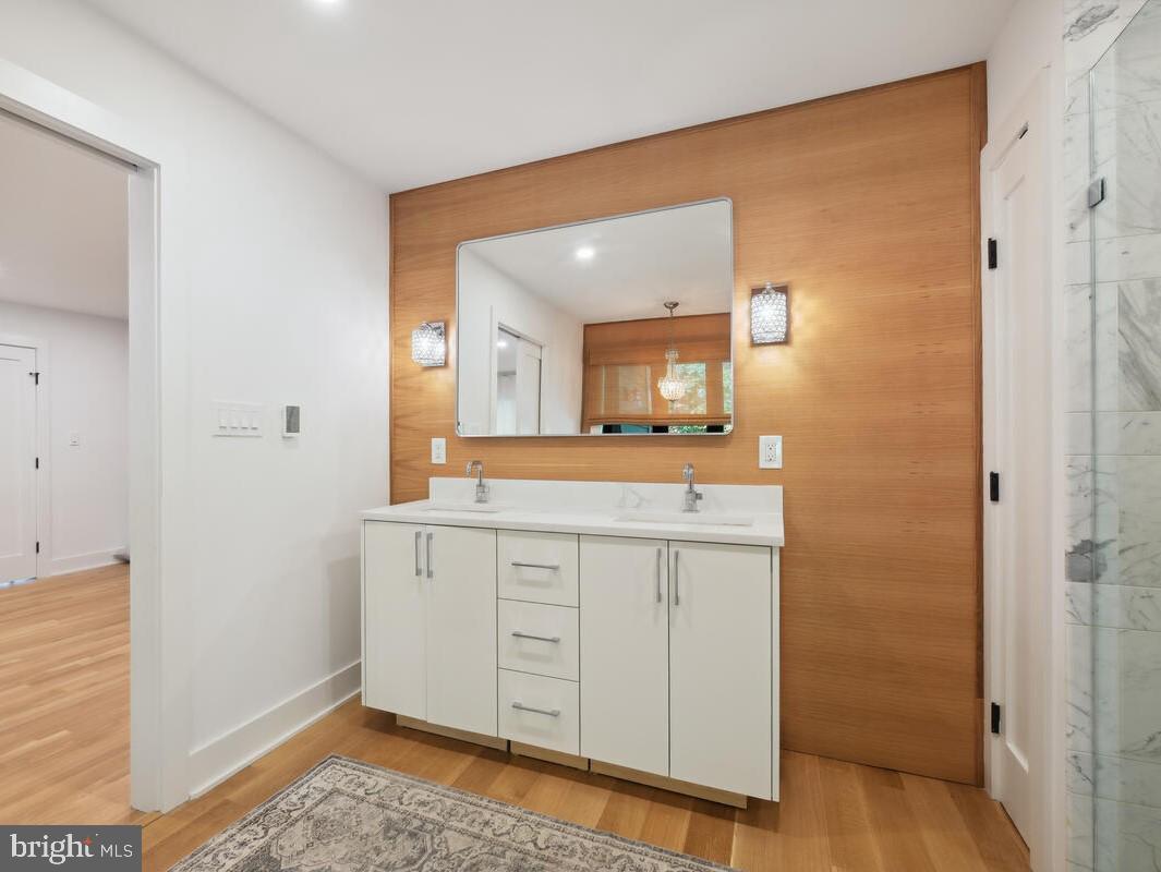 KEMP MILL ESTATES - Residential