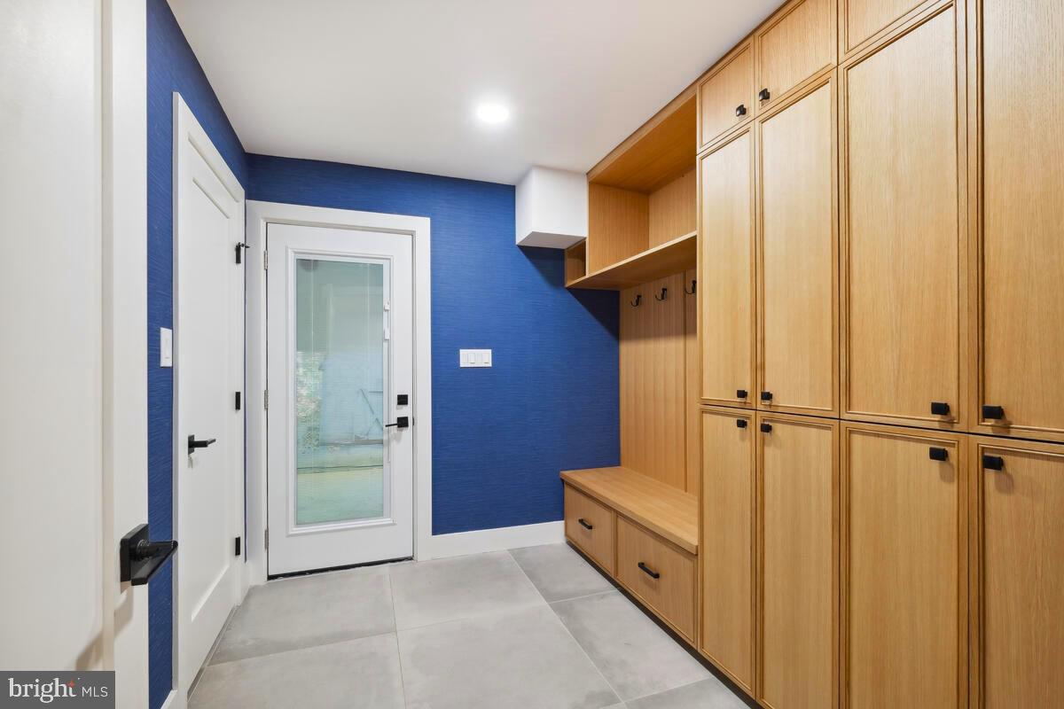 KEMP MILL ESTATES - Residential