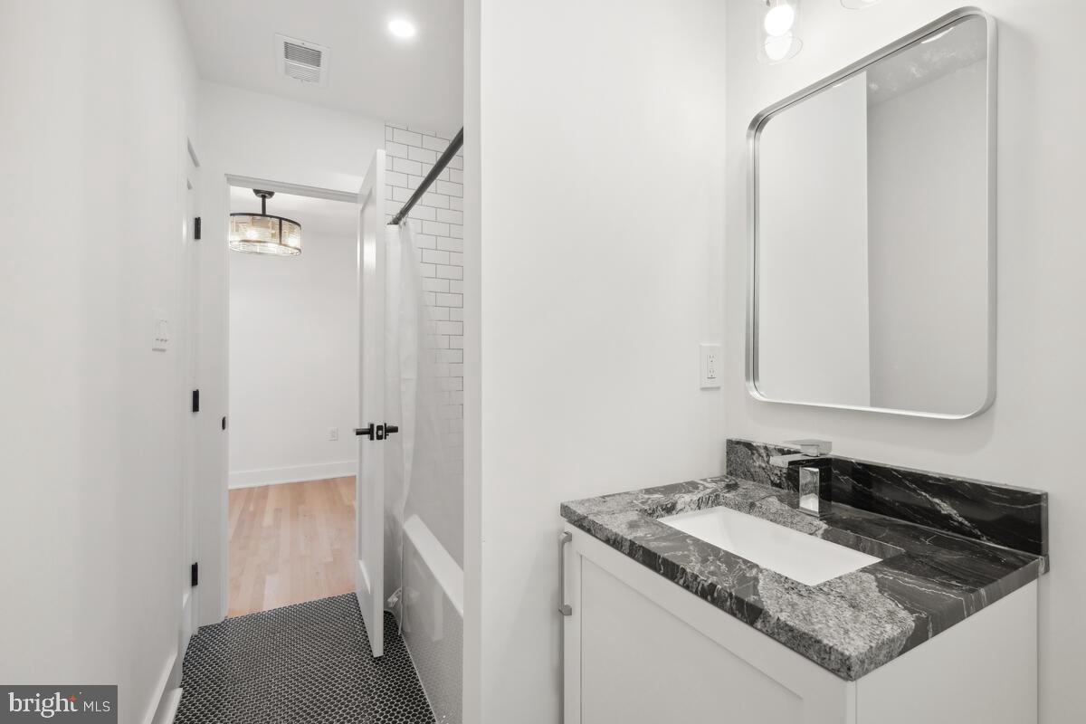 KEMP MILL ESTATES - Residential