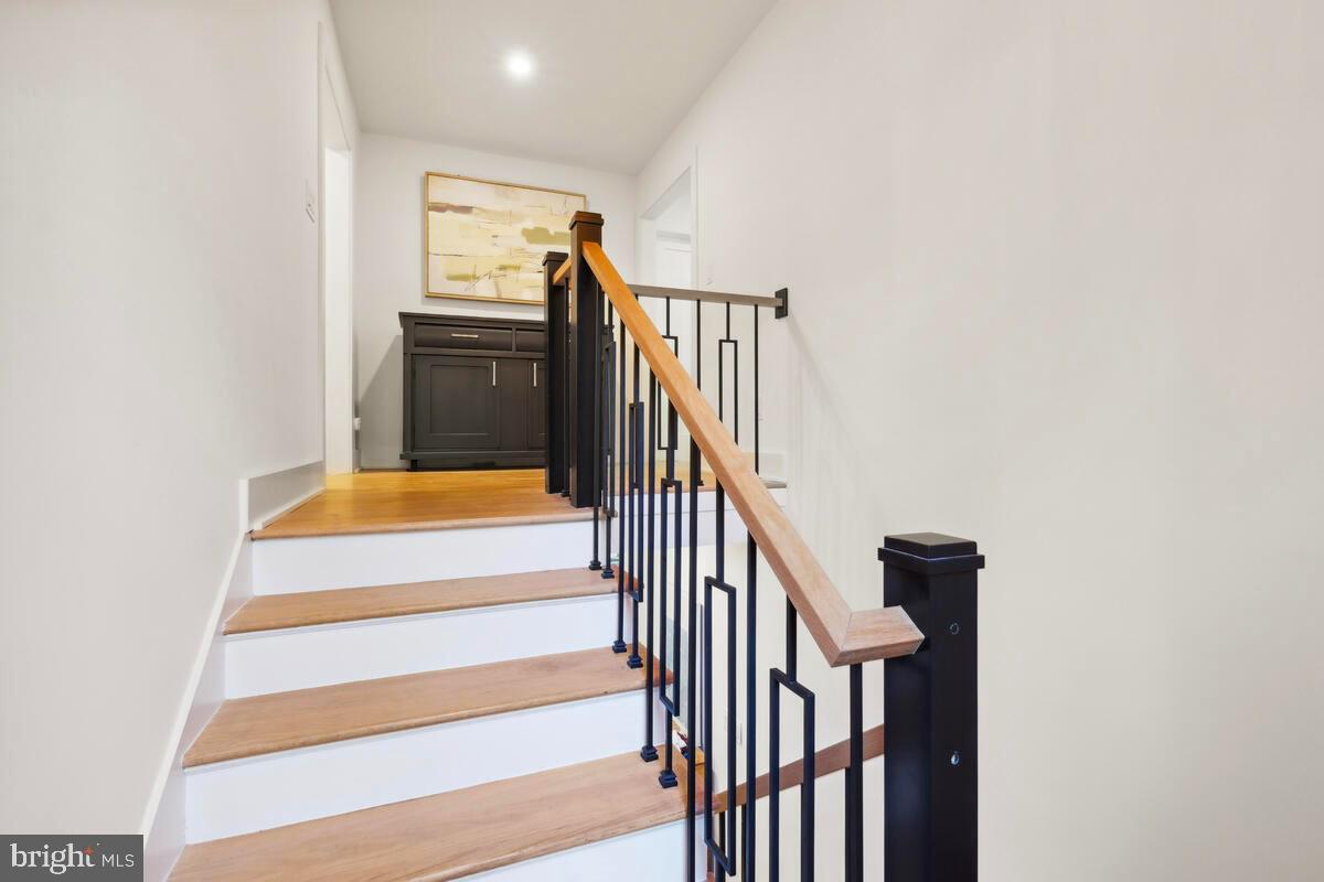 KEMP MILL ESTATES - Residential