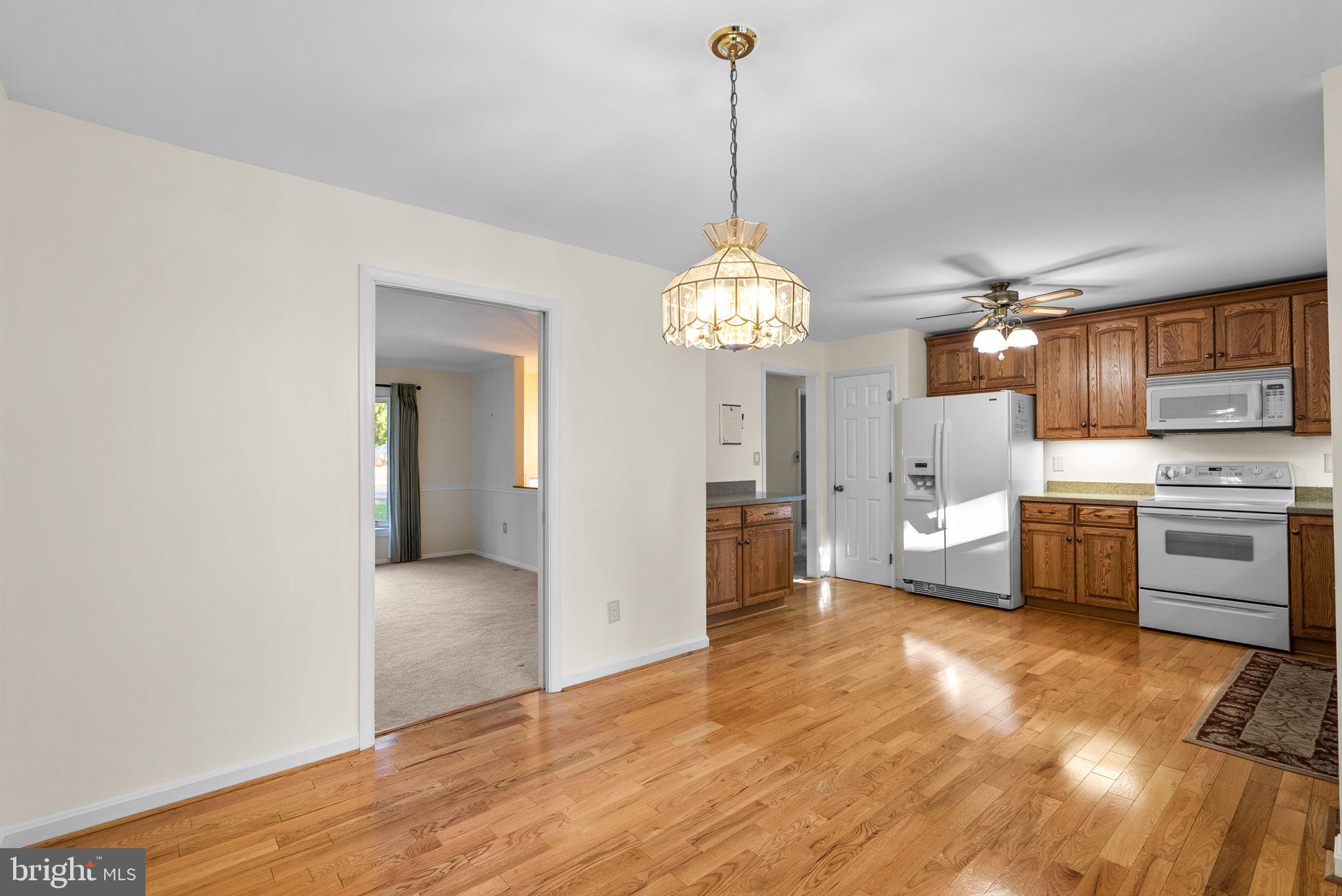 HILLSMERE ESTATES - Residential