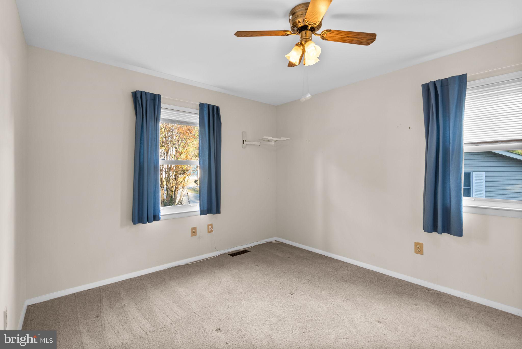 HILLSMERE ESTATES - Residential