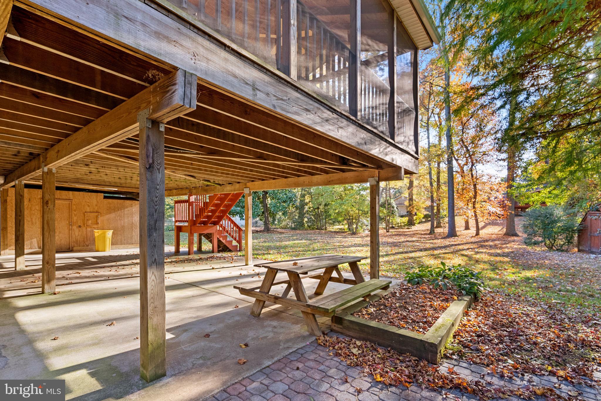 HILLSMERE ESTATES - Residential