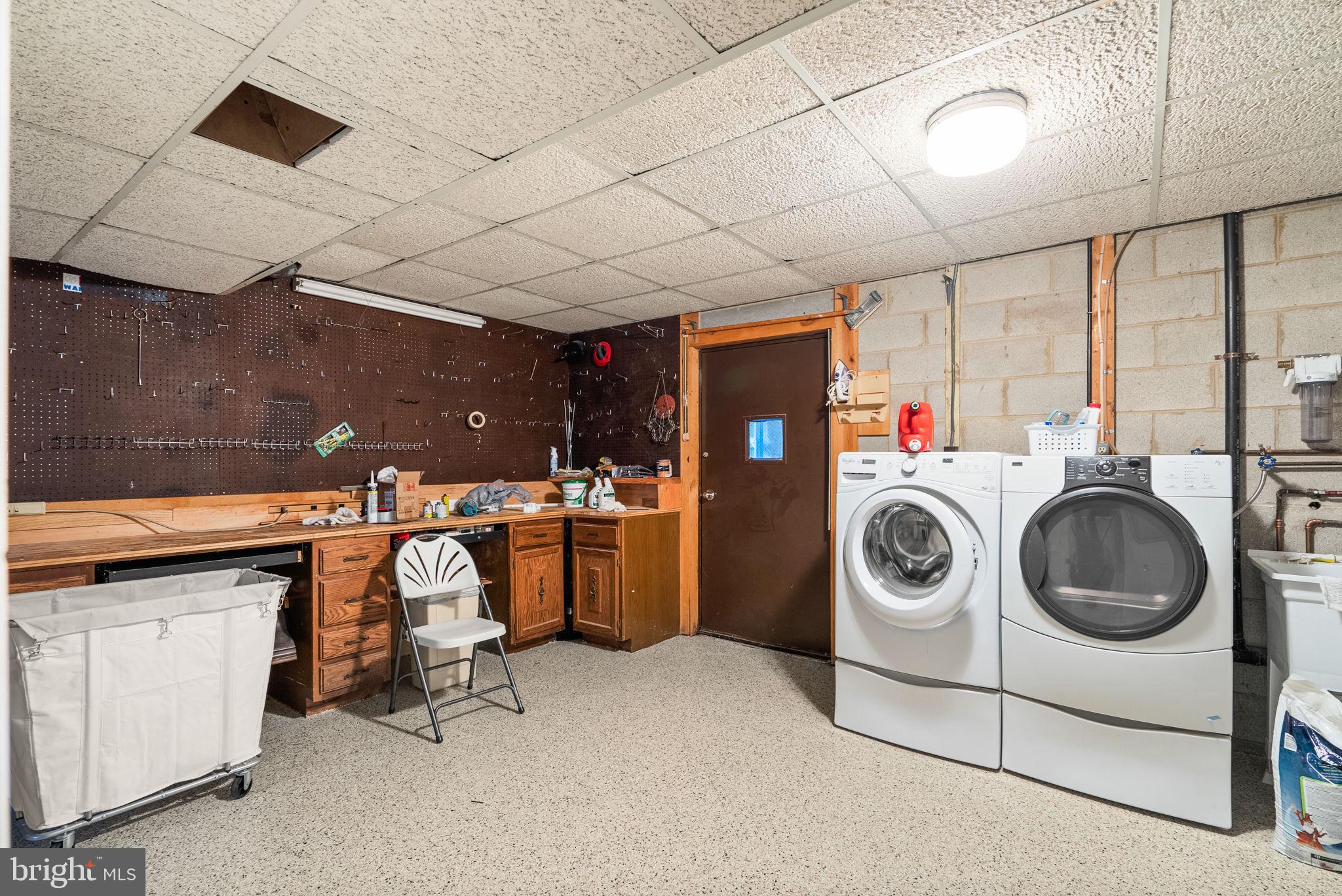 HILLSMERE ESTATES - Residential