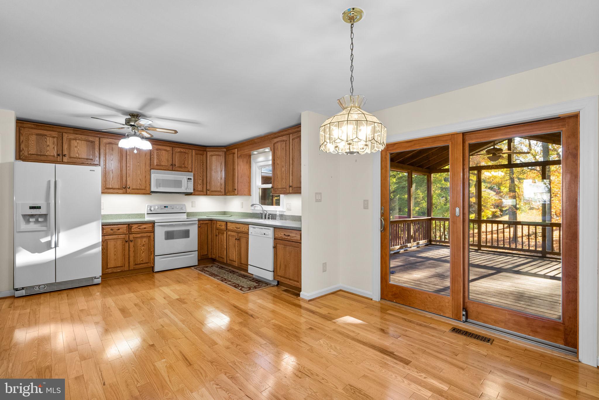 HILLSMERE ESTATES - Residential