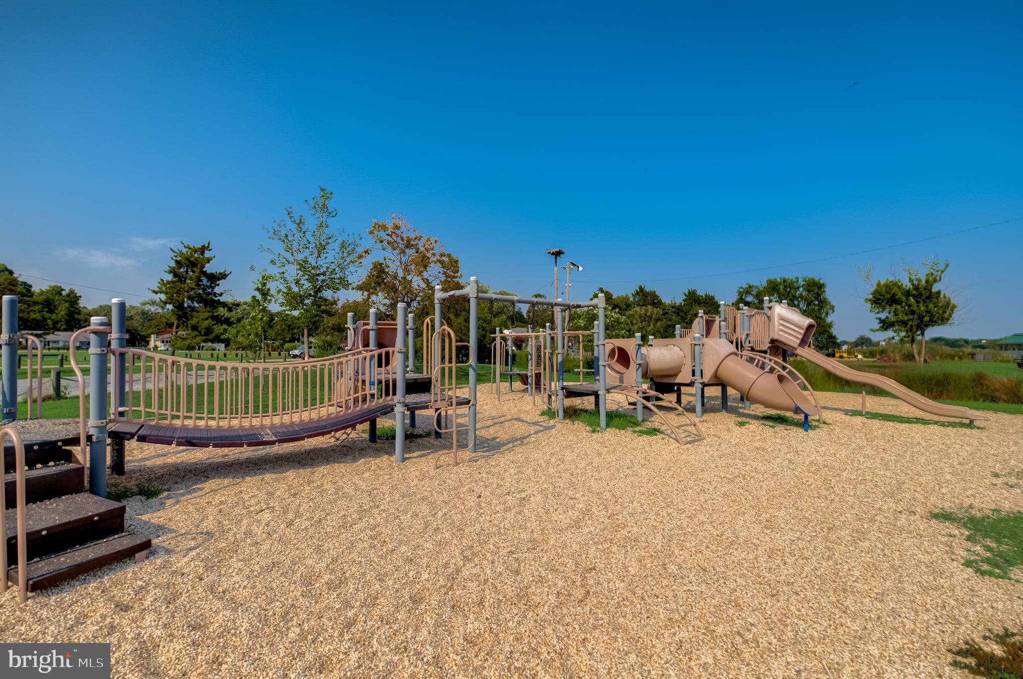 HILLSMERE ESTATES - Residential