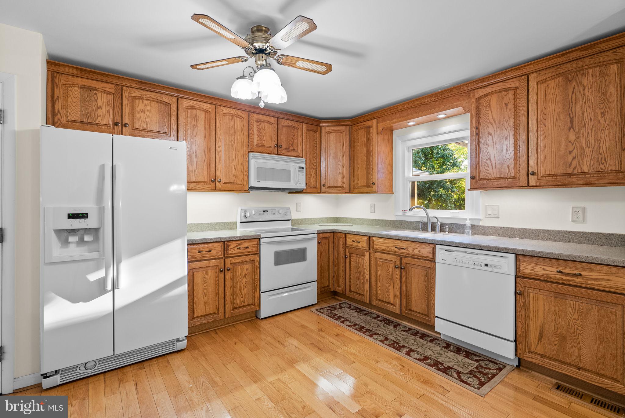 HILLSMERE ESTATES - Residential