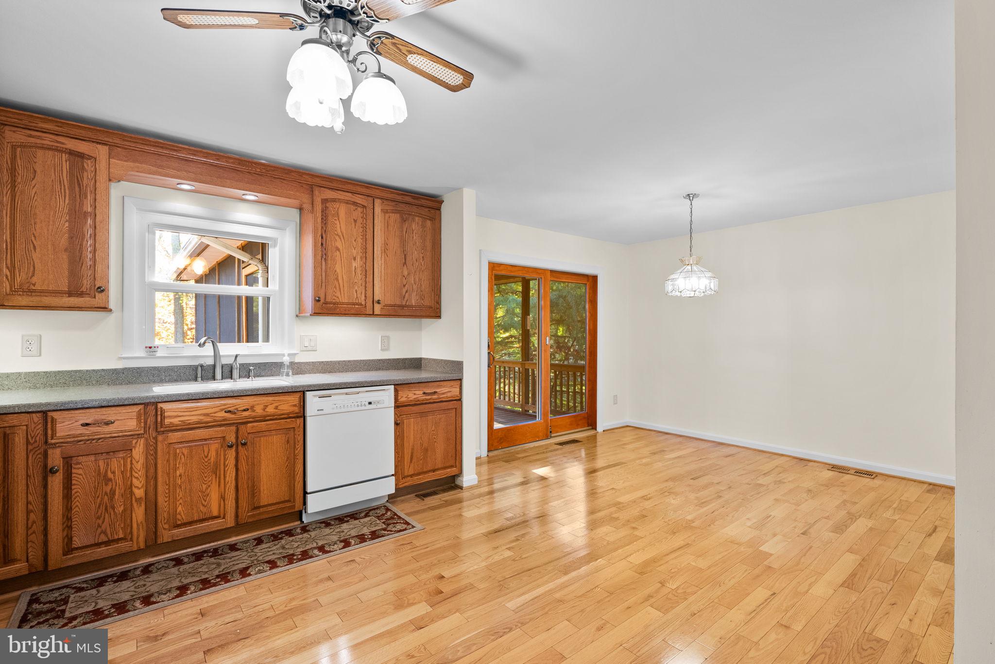 HILLSMERE ESTATES - Residential