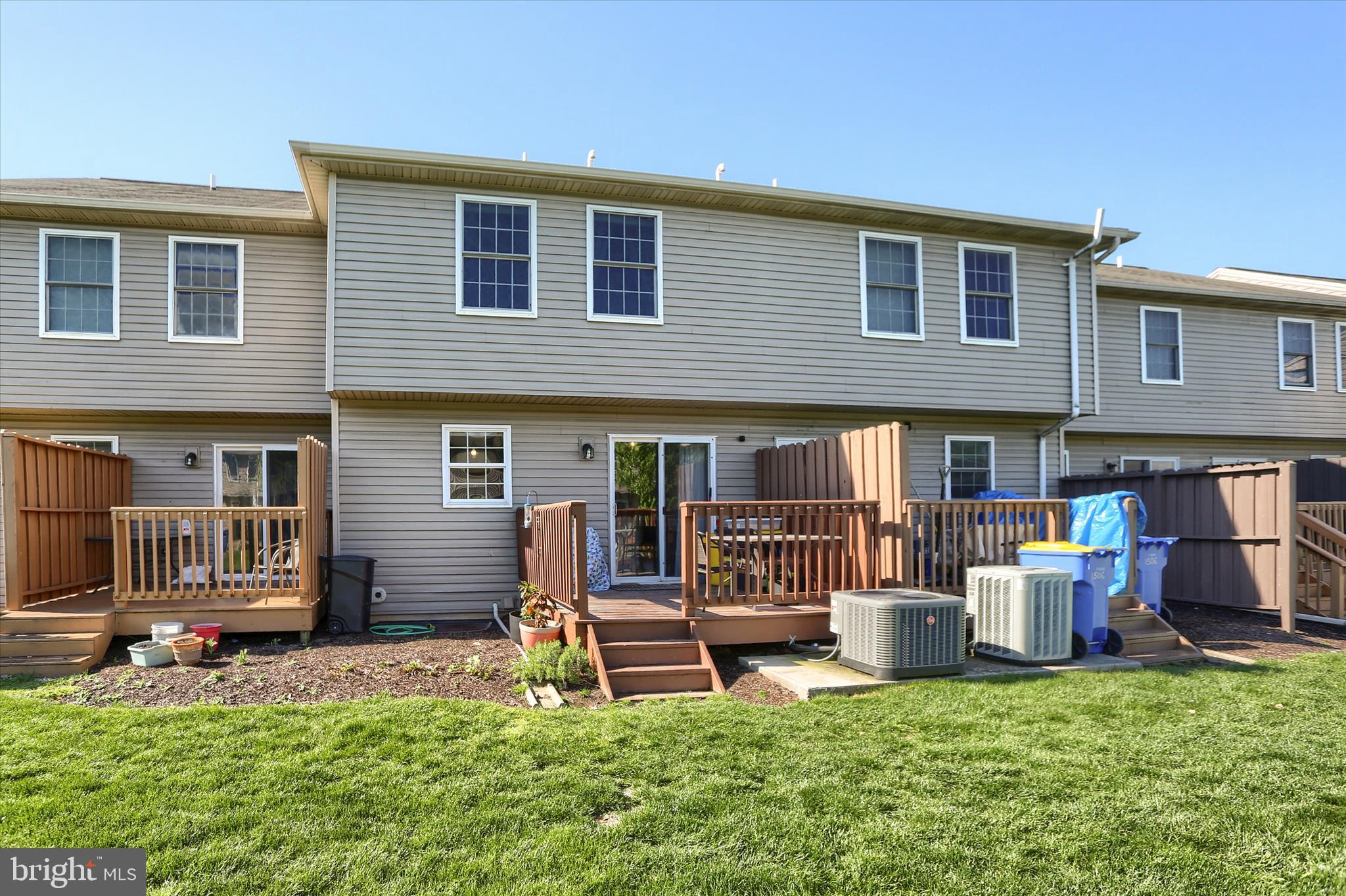 IVY RIDGE - Residential