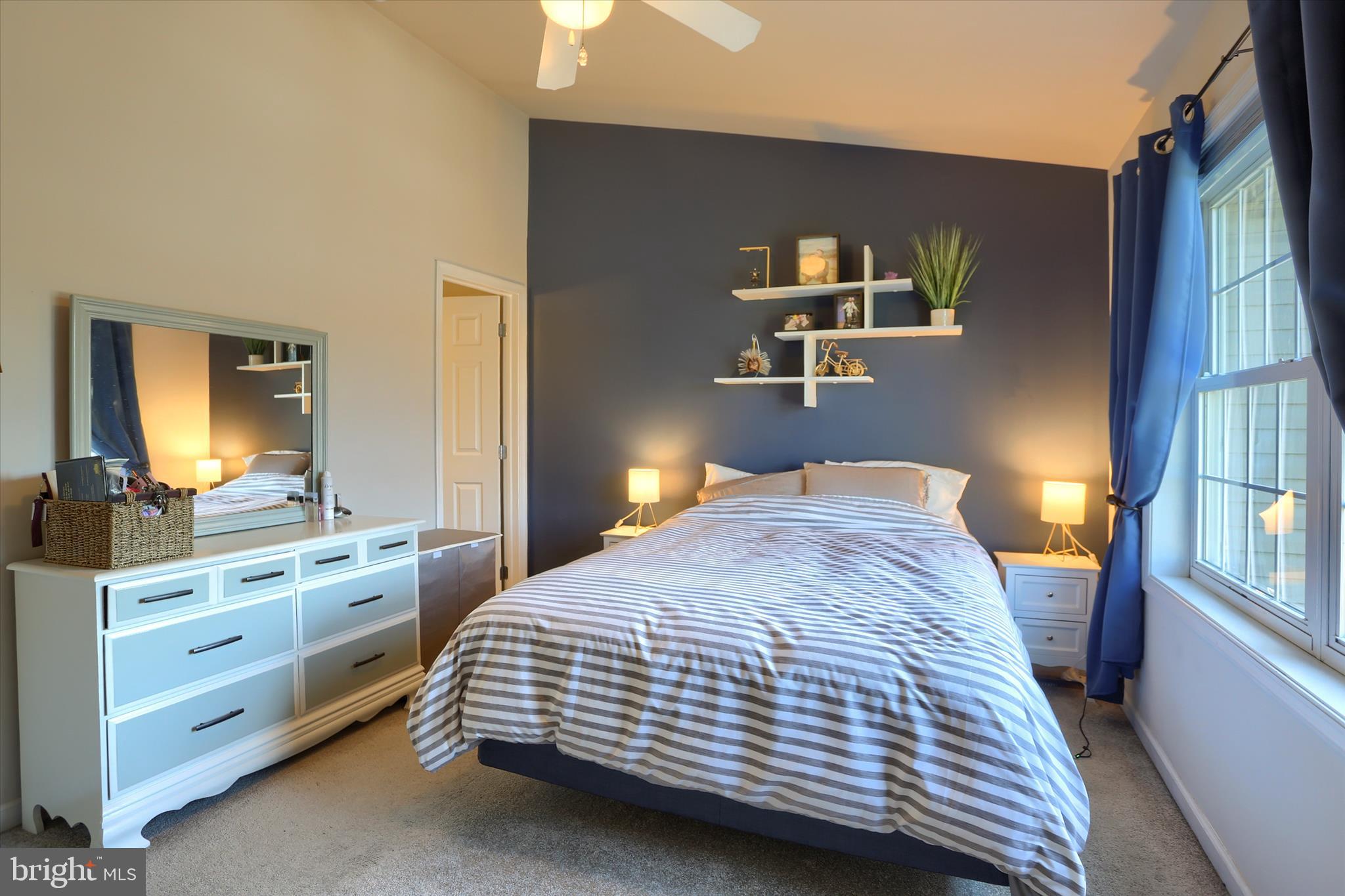 IVY RIDGE - Residential