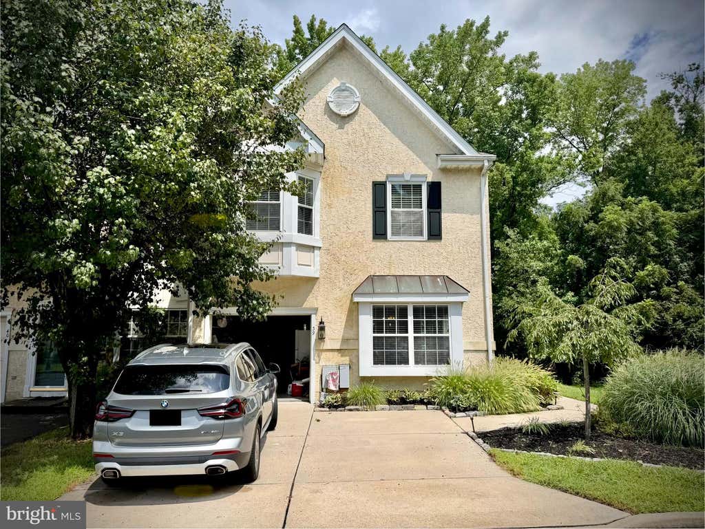 Photo of 39 Versailles Boulevard, CHERRY HILL, NJ 08003 (MLS # NJCD2124690)
