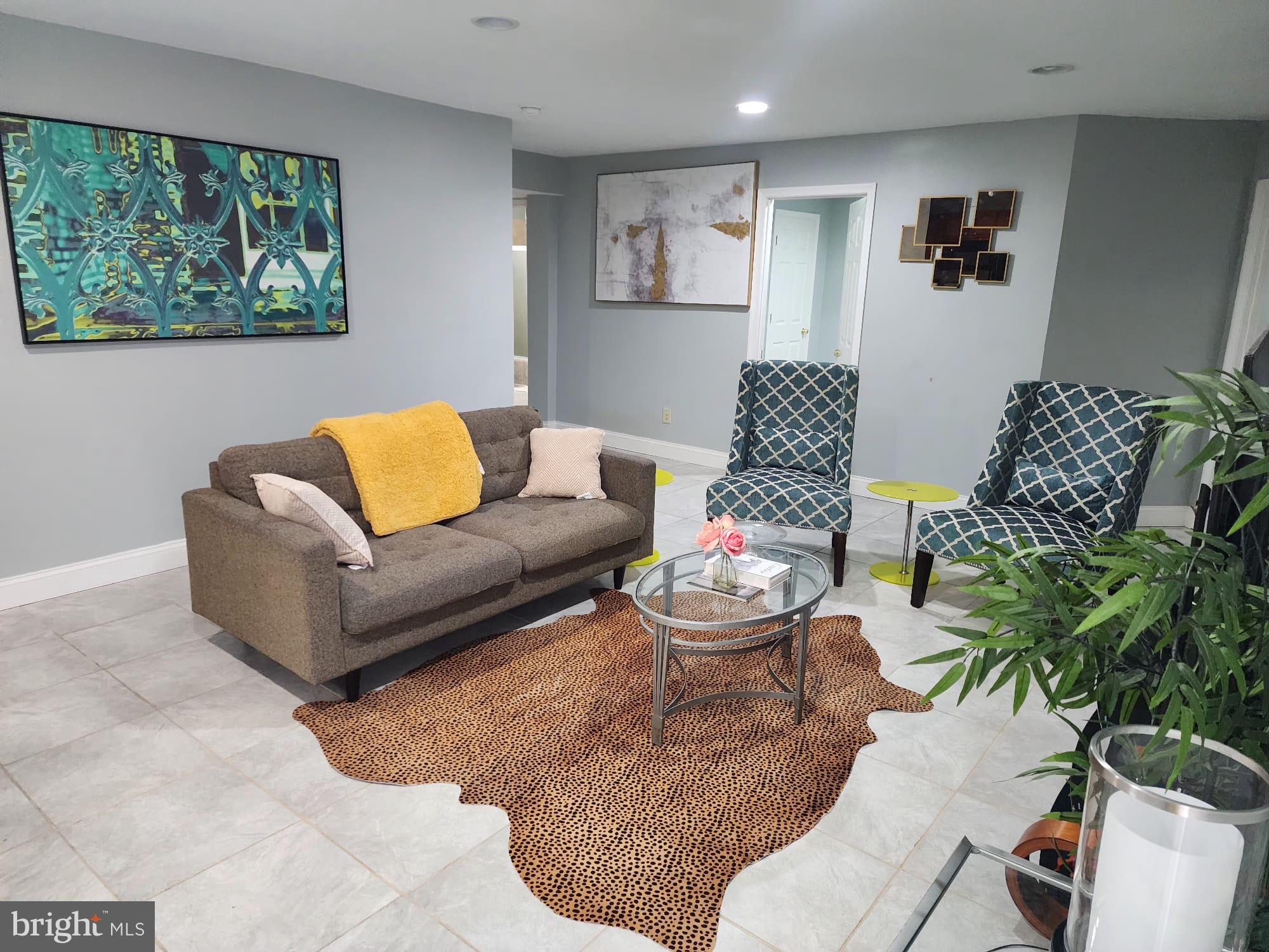 HOLLY RIDGE - Residential Lease