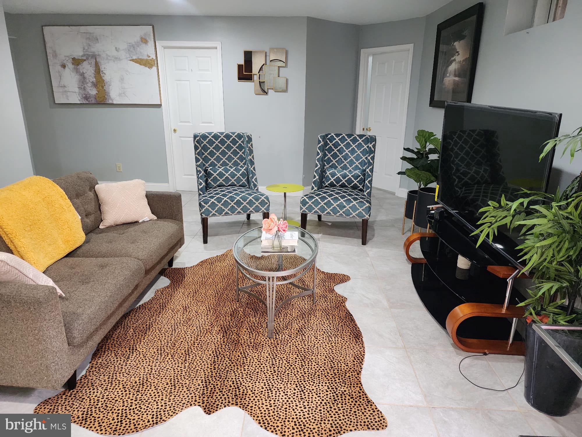 HOLLY RIDGE - Residential Lease