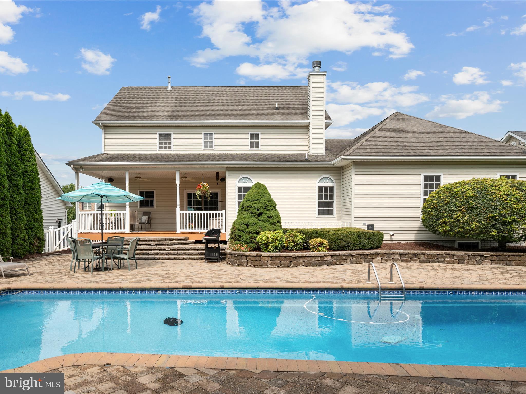 RAVEN WING - Residential