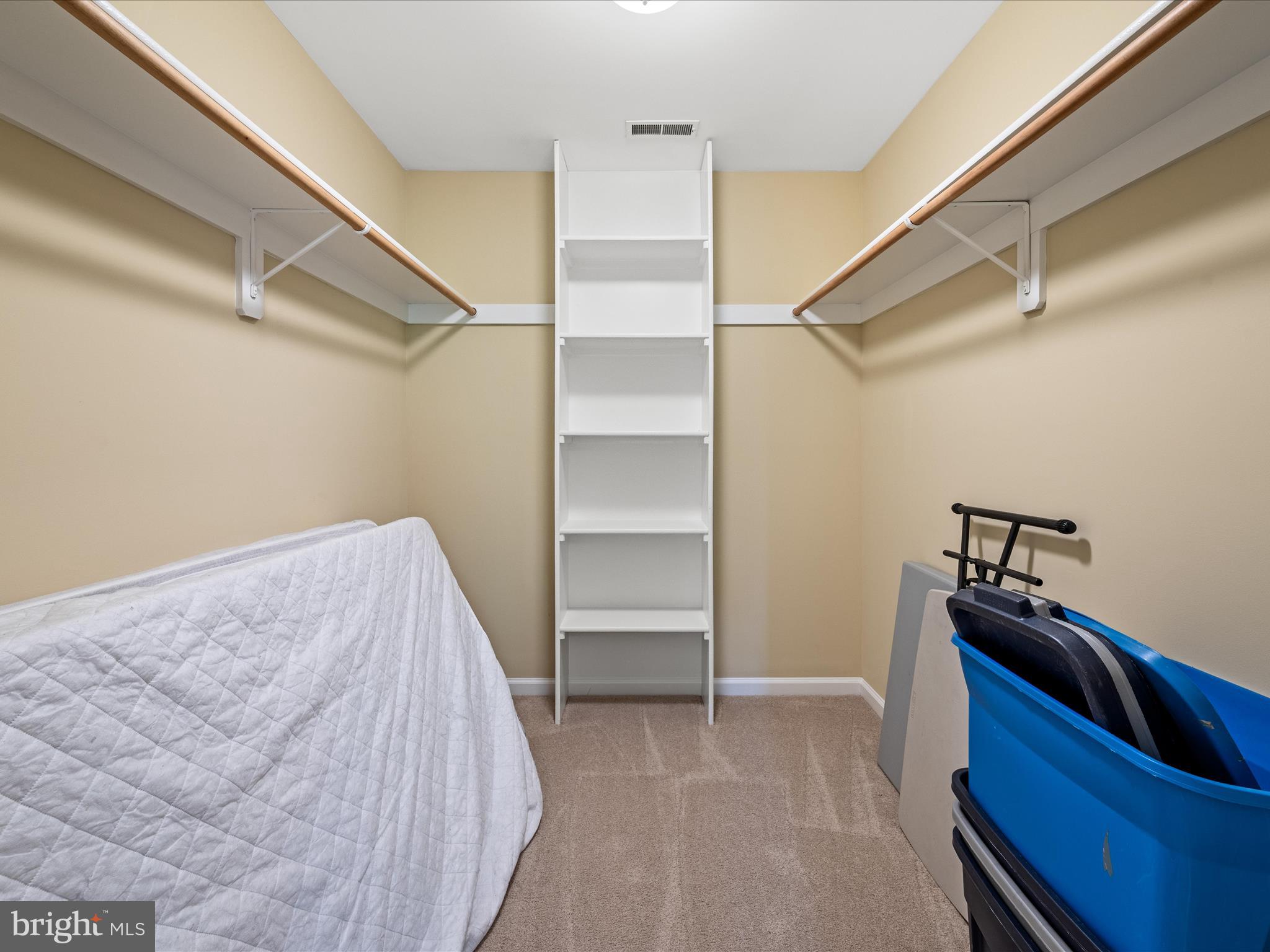 RAVEN WING - Residential