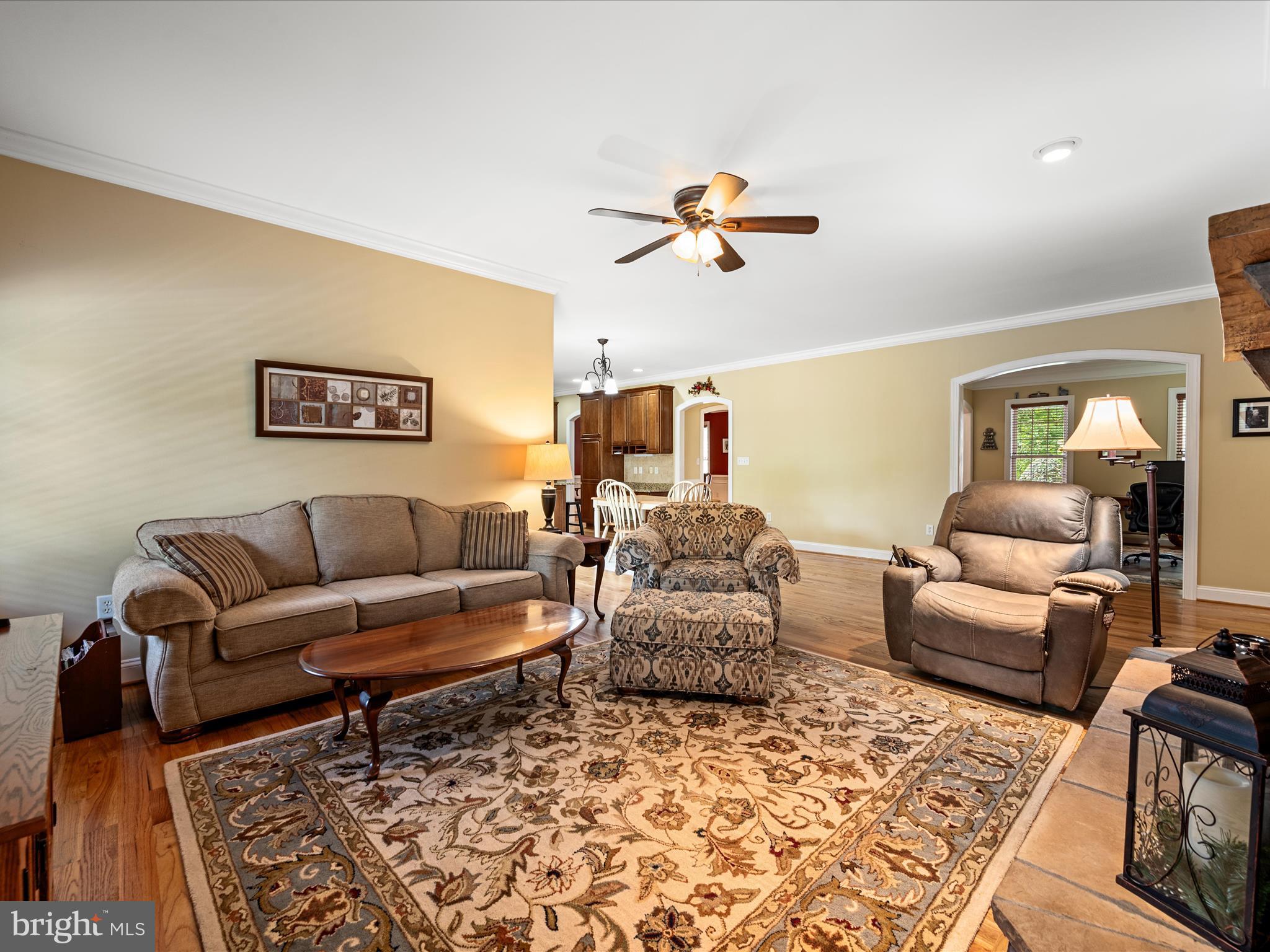 RAVEN WING - Residential