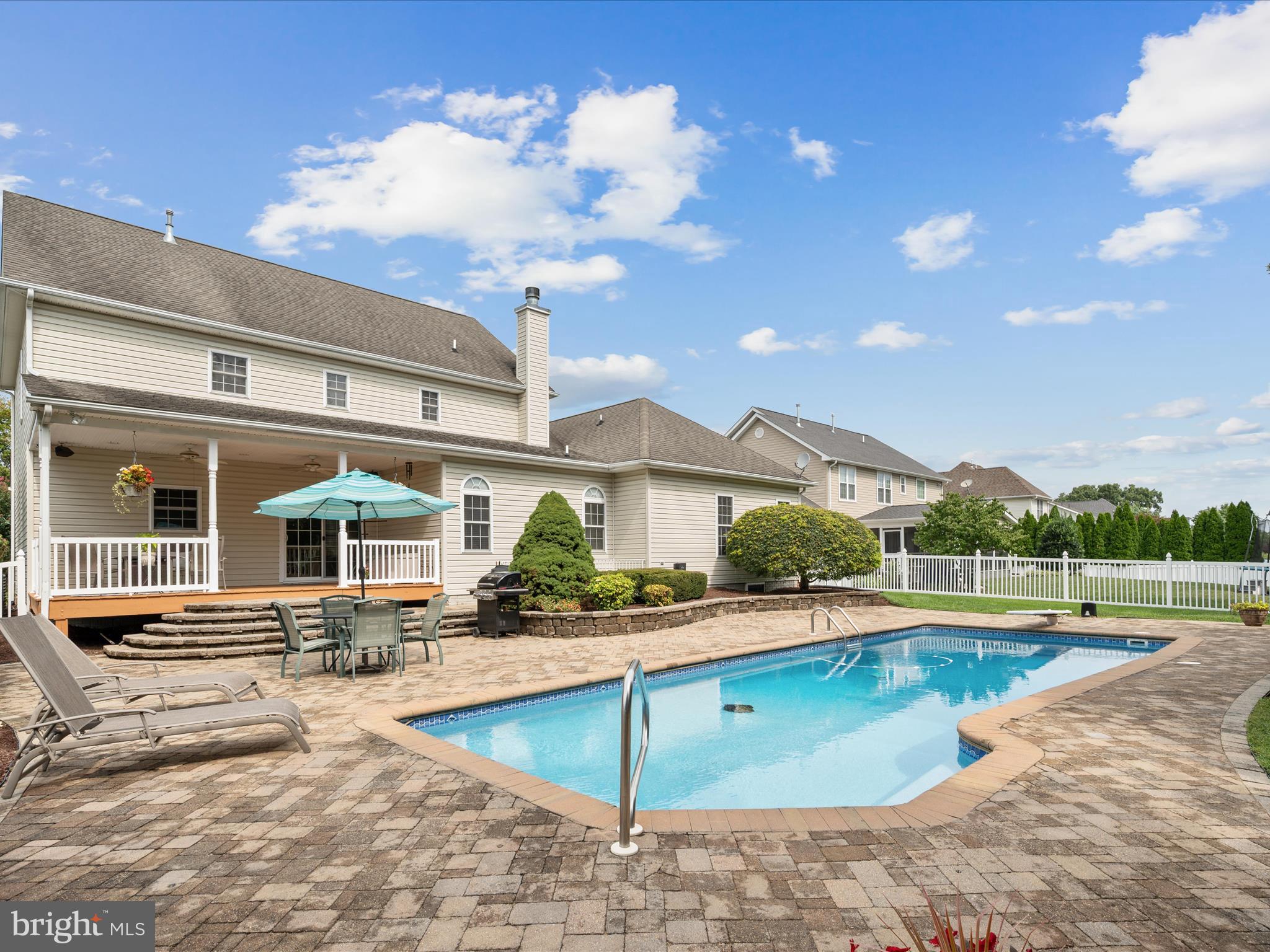 RAVEN WING - Residential