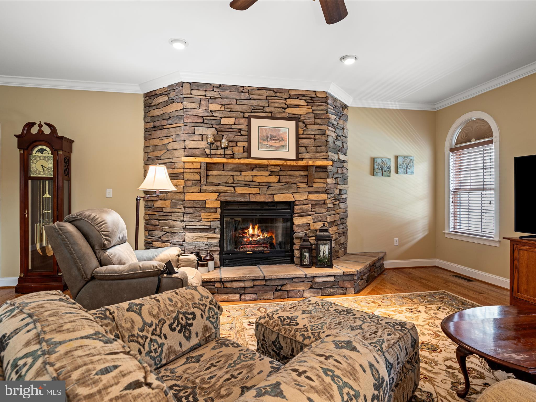 RAVEN WING - Residential