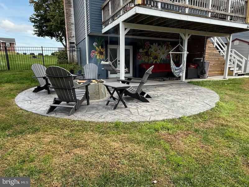 2710 HUNTING RIDGE COURT