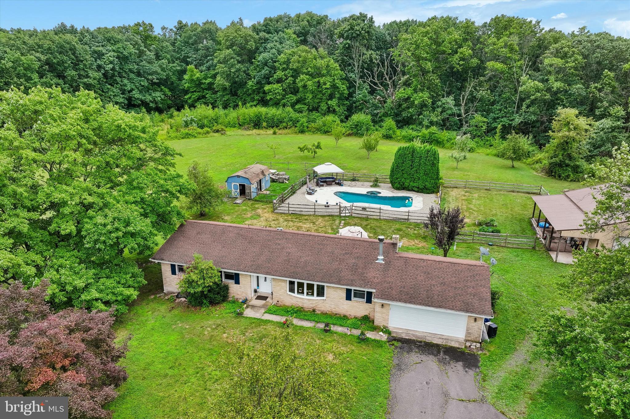 2380 WINDING ROAD