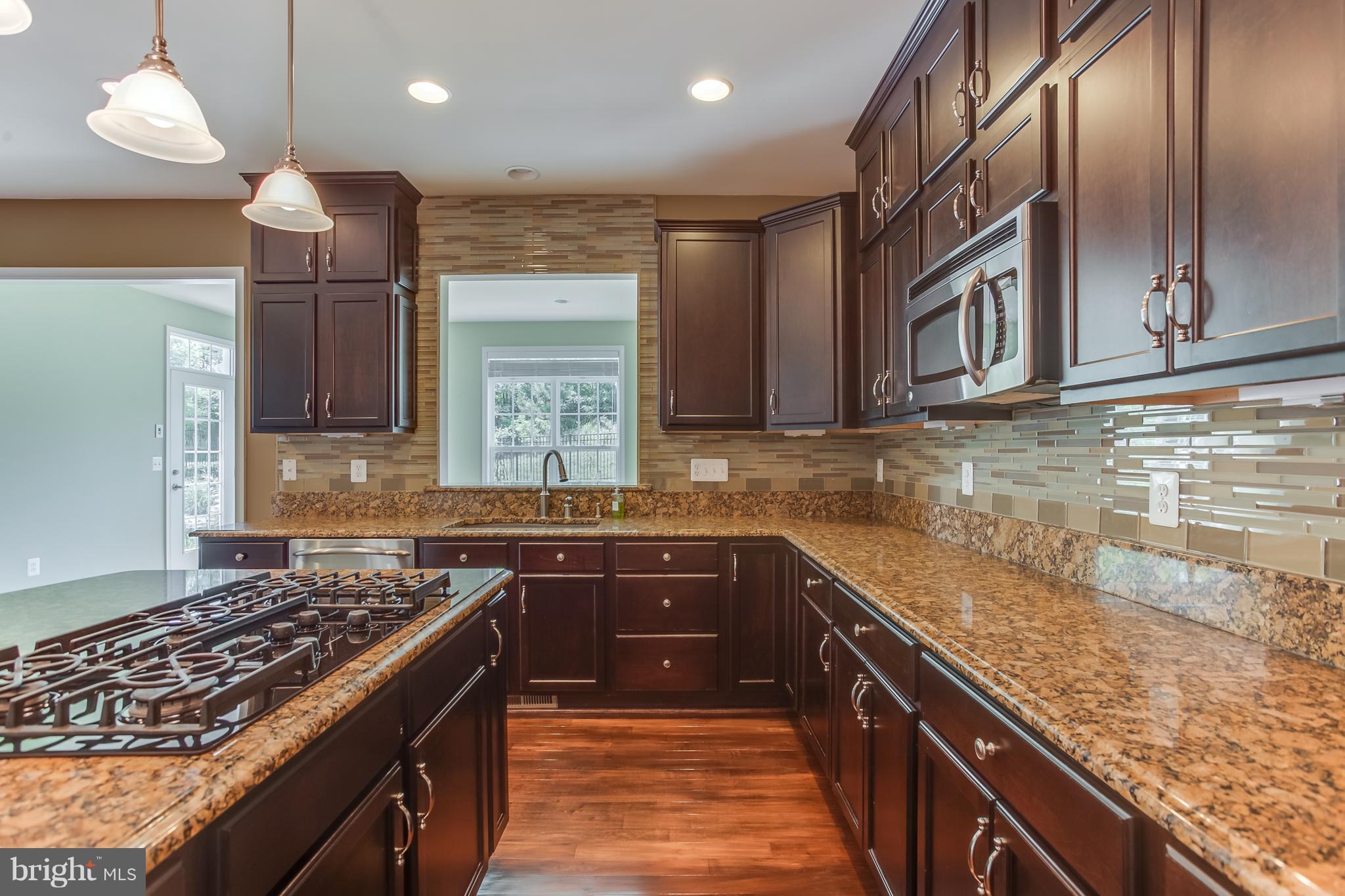 HILLS OF AQUIA - Residential