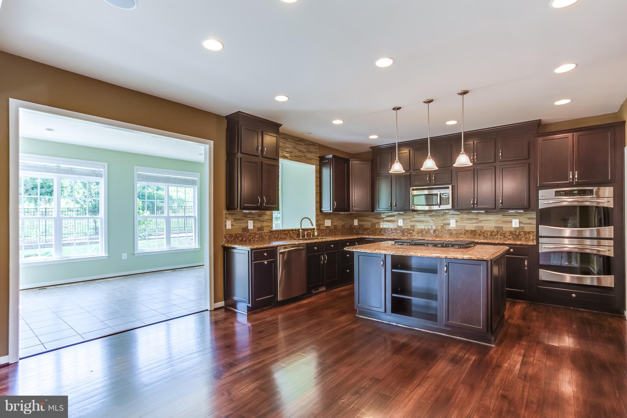 HILLS OF AQUIA - Residential