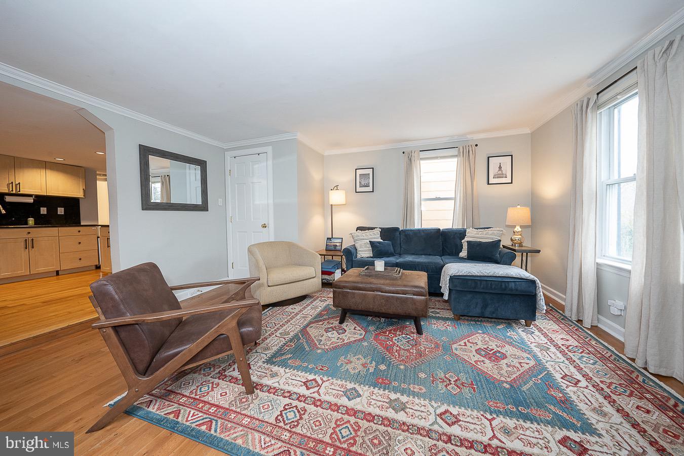 CHESTNUT HILL - Residential