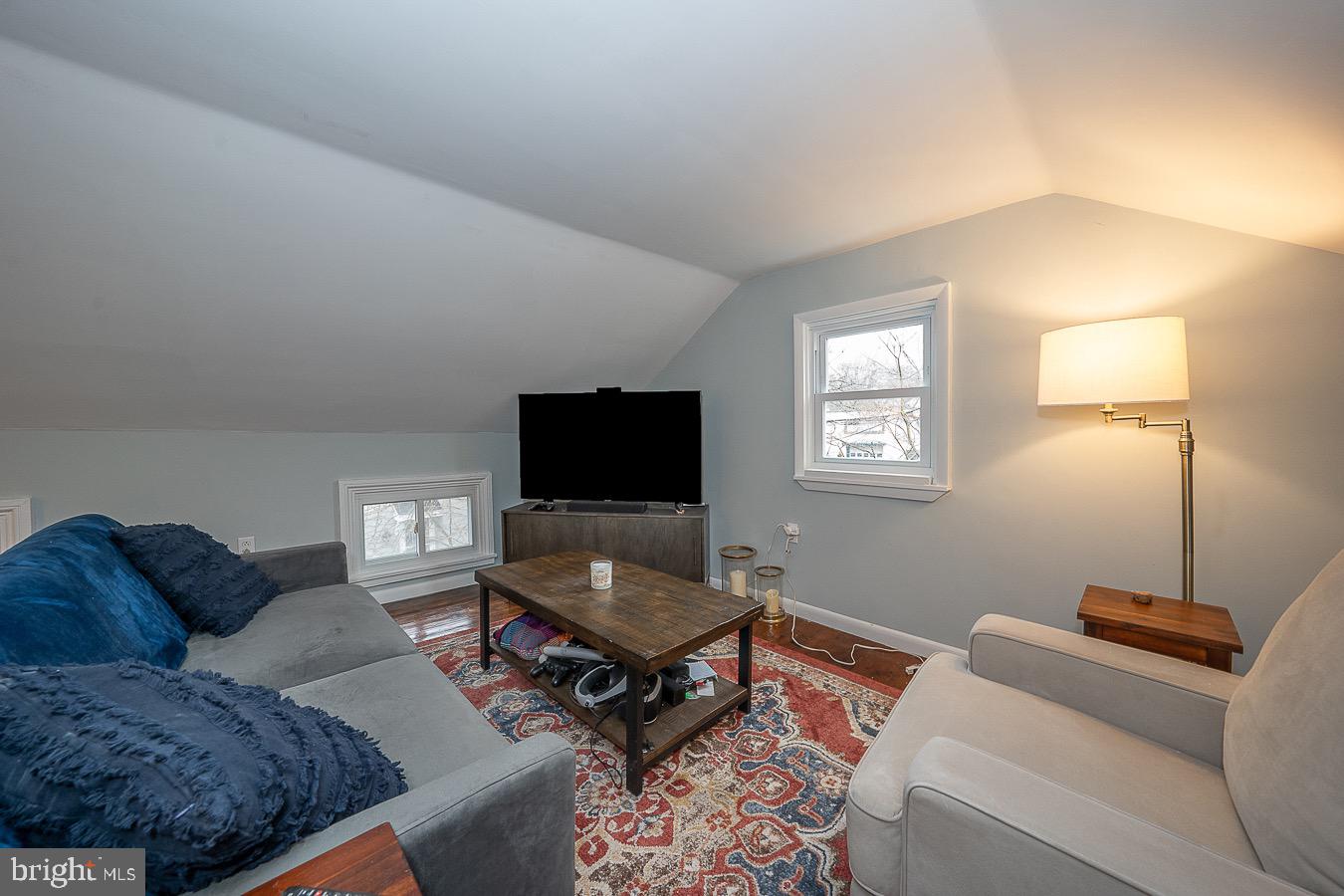 CHESTNUT HILL - Residential