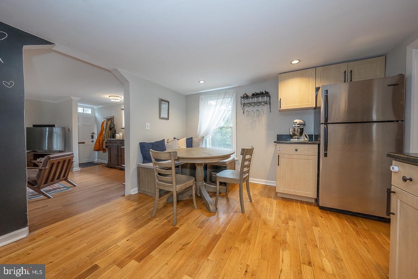 CHESTNUT HILL - Residential