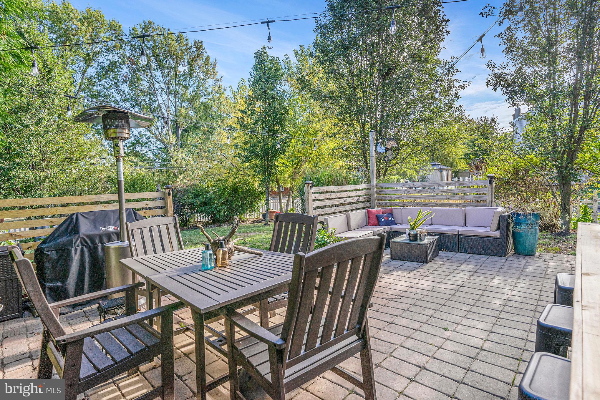 STRAWBERRY FIELDS - Residential