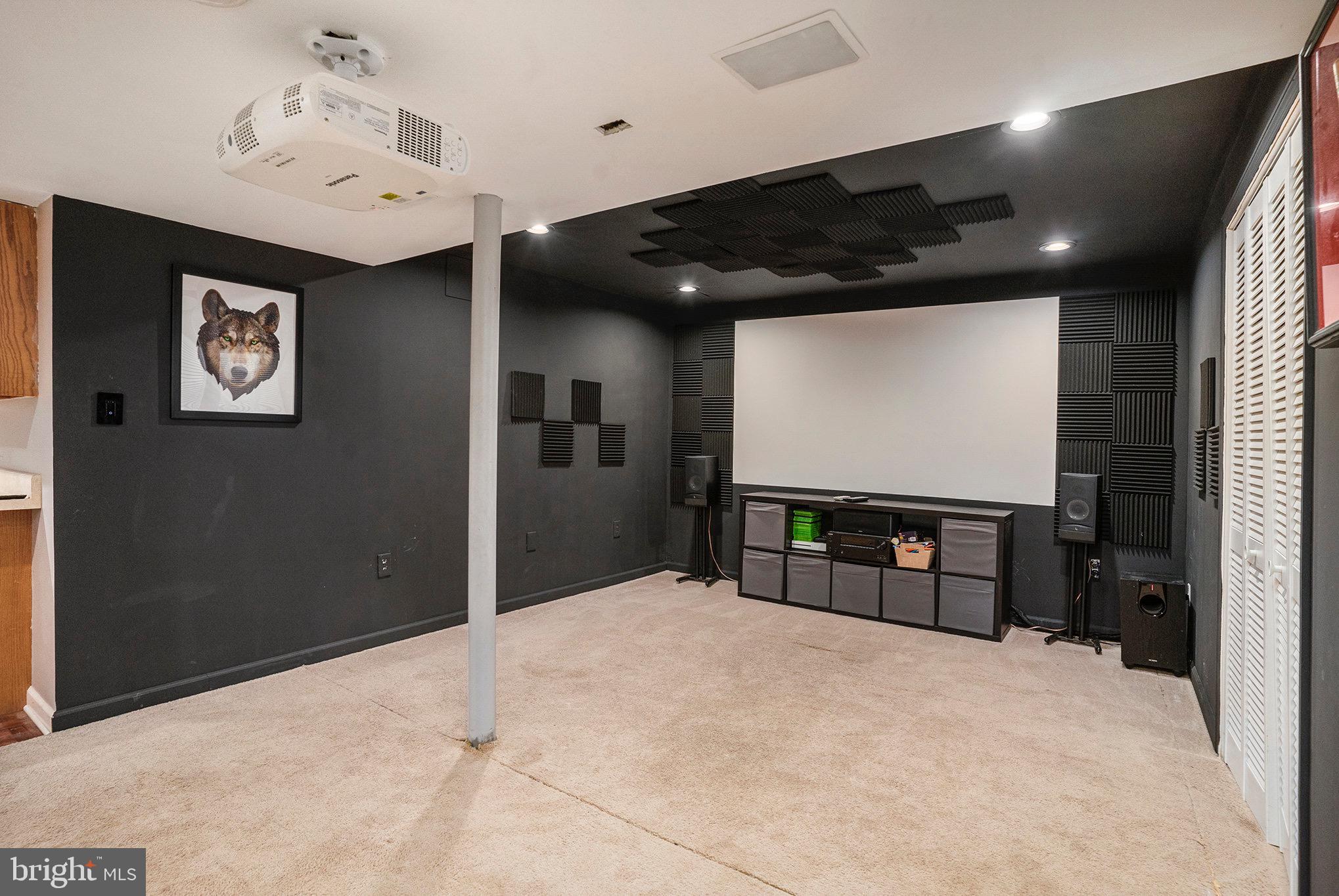 STRAWBERRY FIELDS - Residential