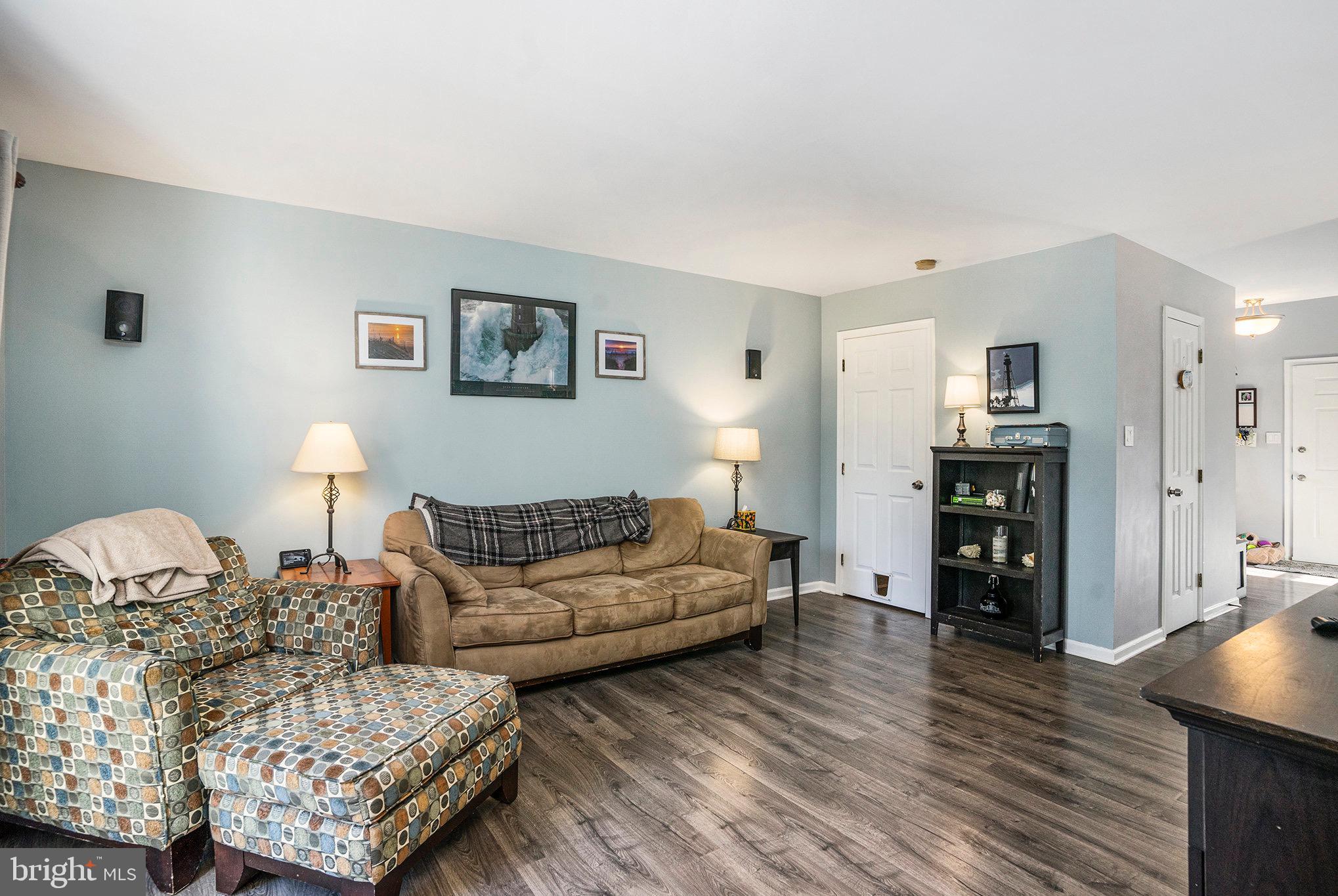 STRAWBERRY FIELDS - Residential