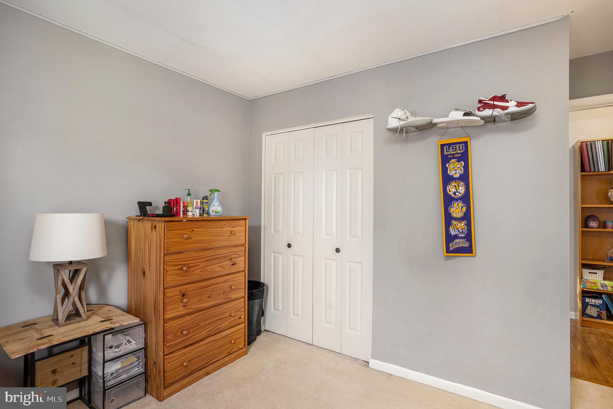 STRAWBERRY FIELDS - Residential