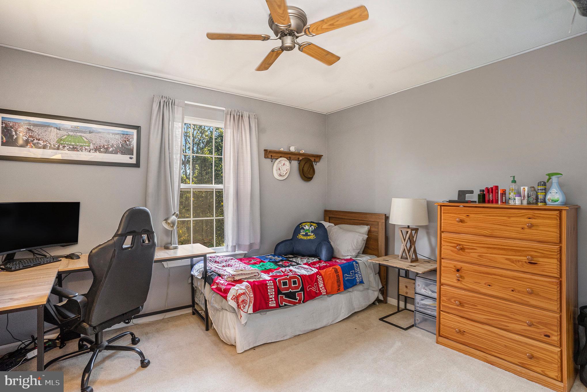 STRAWBERRY FIELDS - Residential