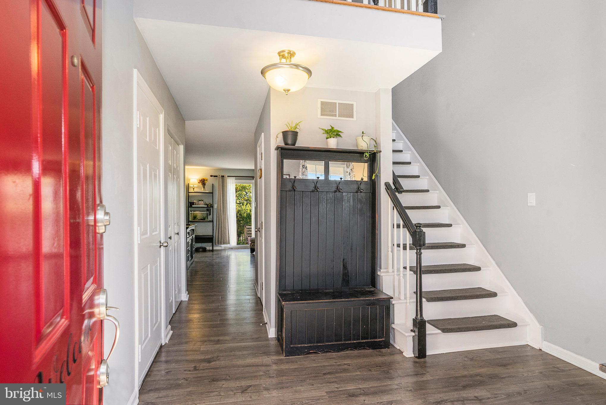 STRAWBERRY FIELDS - Residential