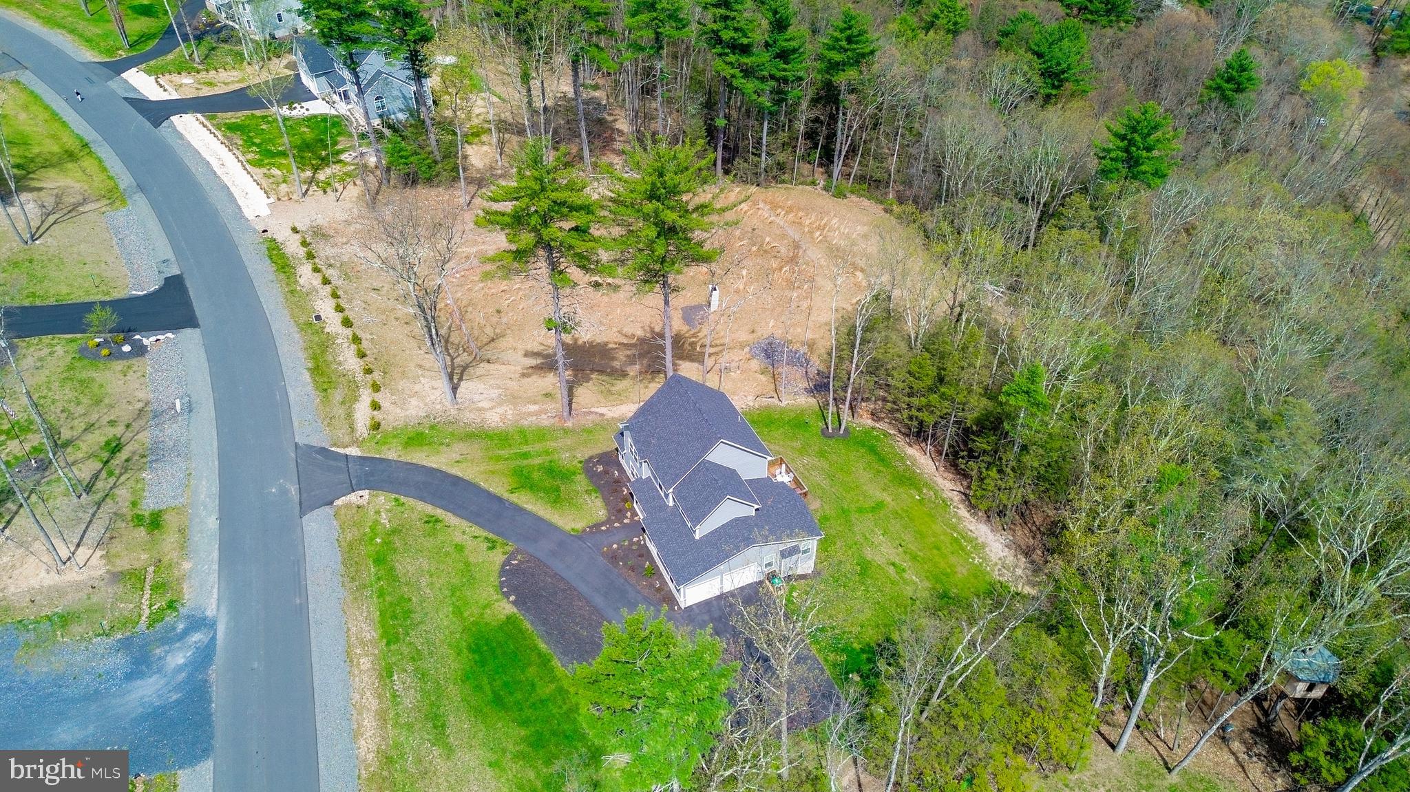 131 CHINABERRY WAY