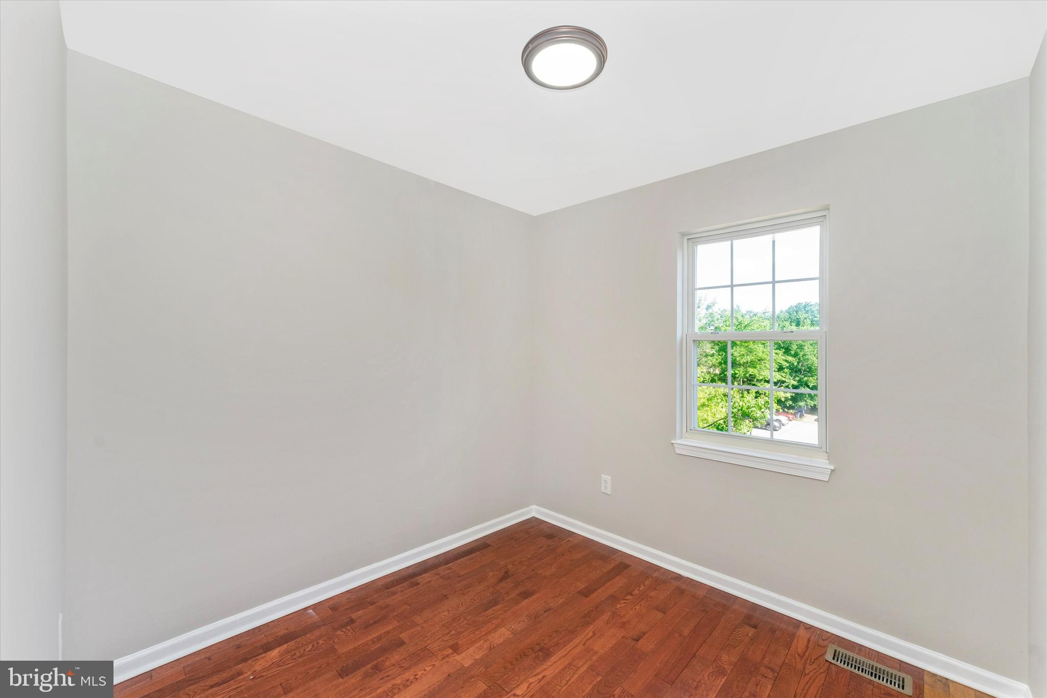 STONEY RUN - Residential