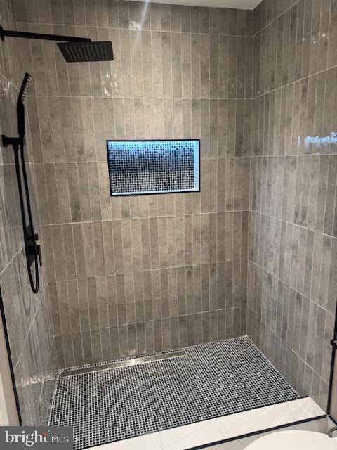 AYRDALE CRESCENT - Residential