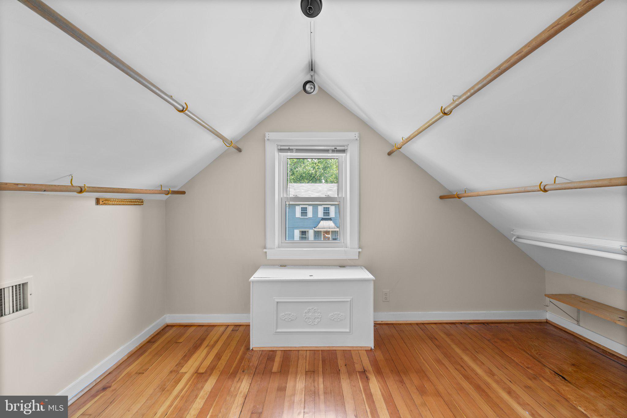 SUMMIT PARK - Residential