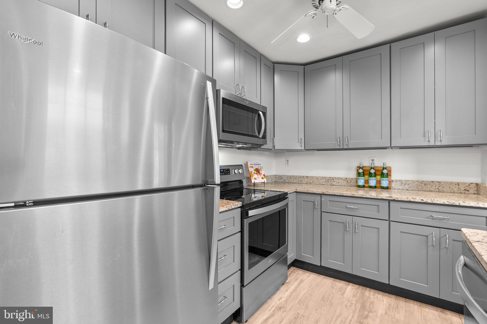 SUMMIT PARK - Residential