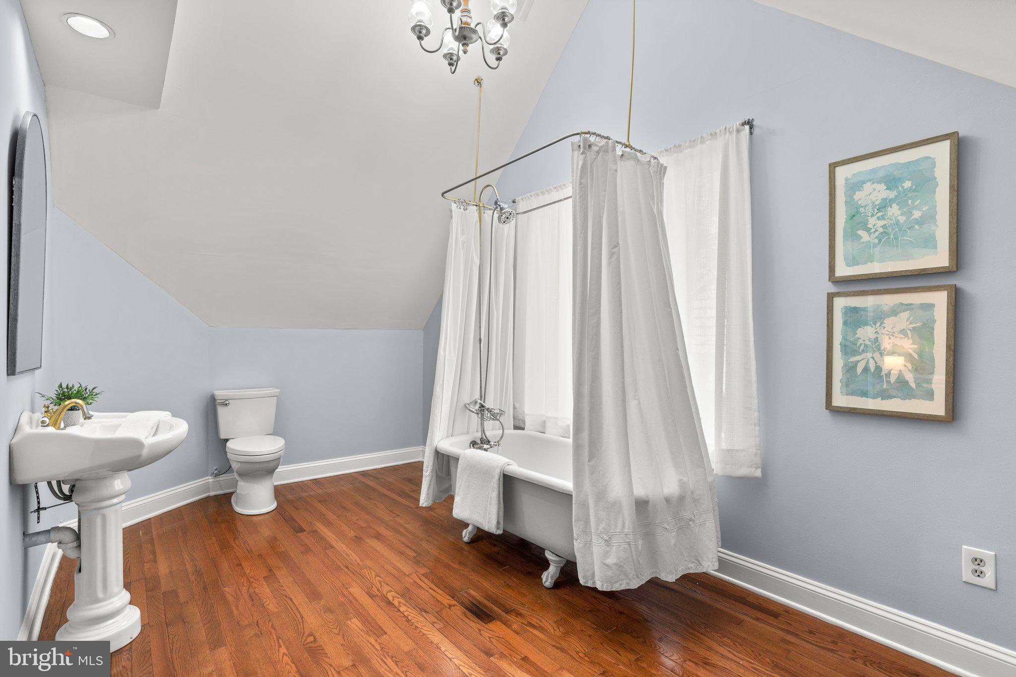 SUMMIT PARK - Residential