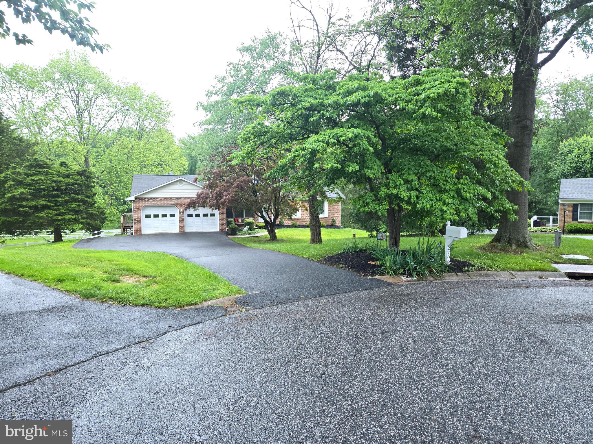 2700 STEVENS COURT