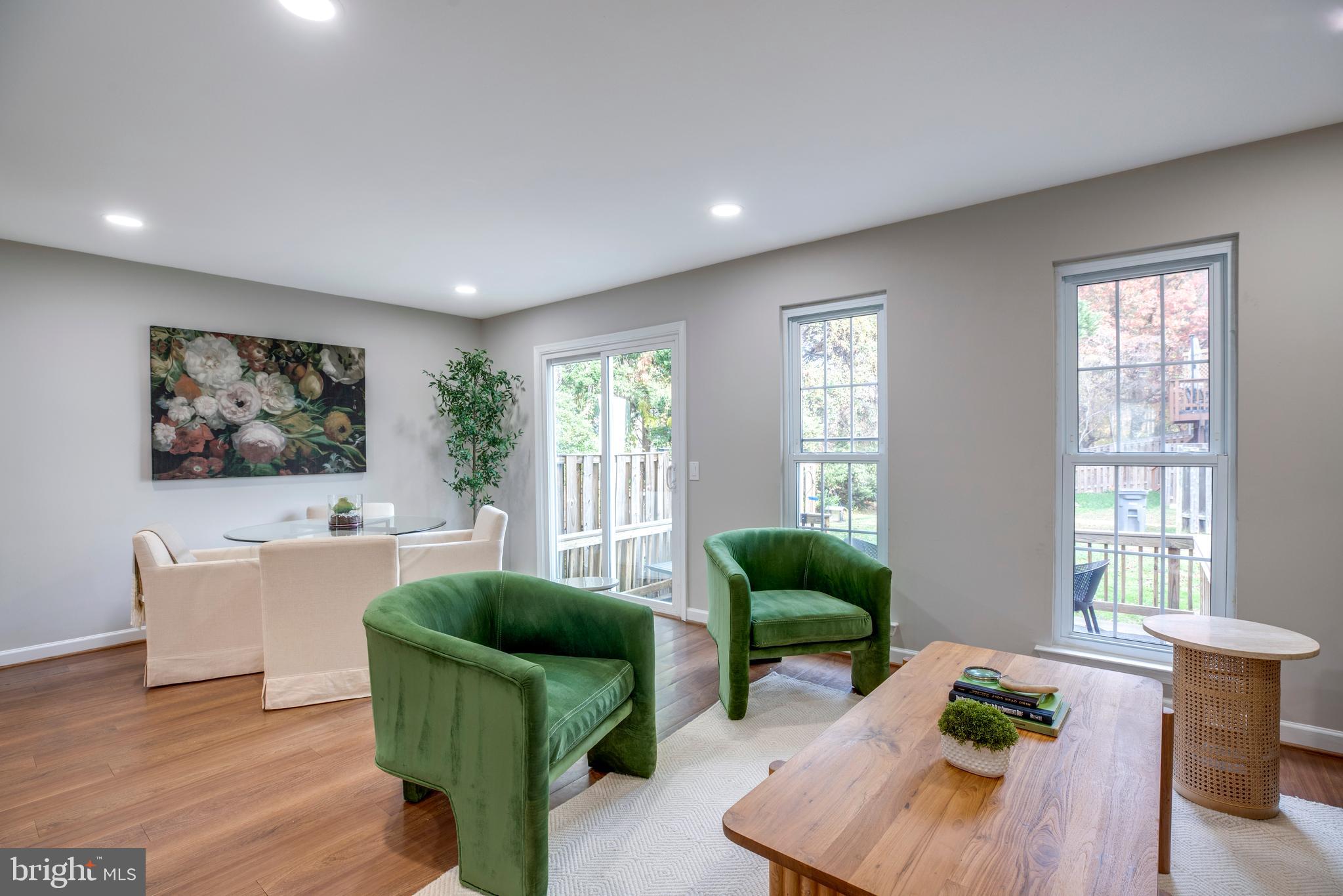 BURKE CENTRE - Residential