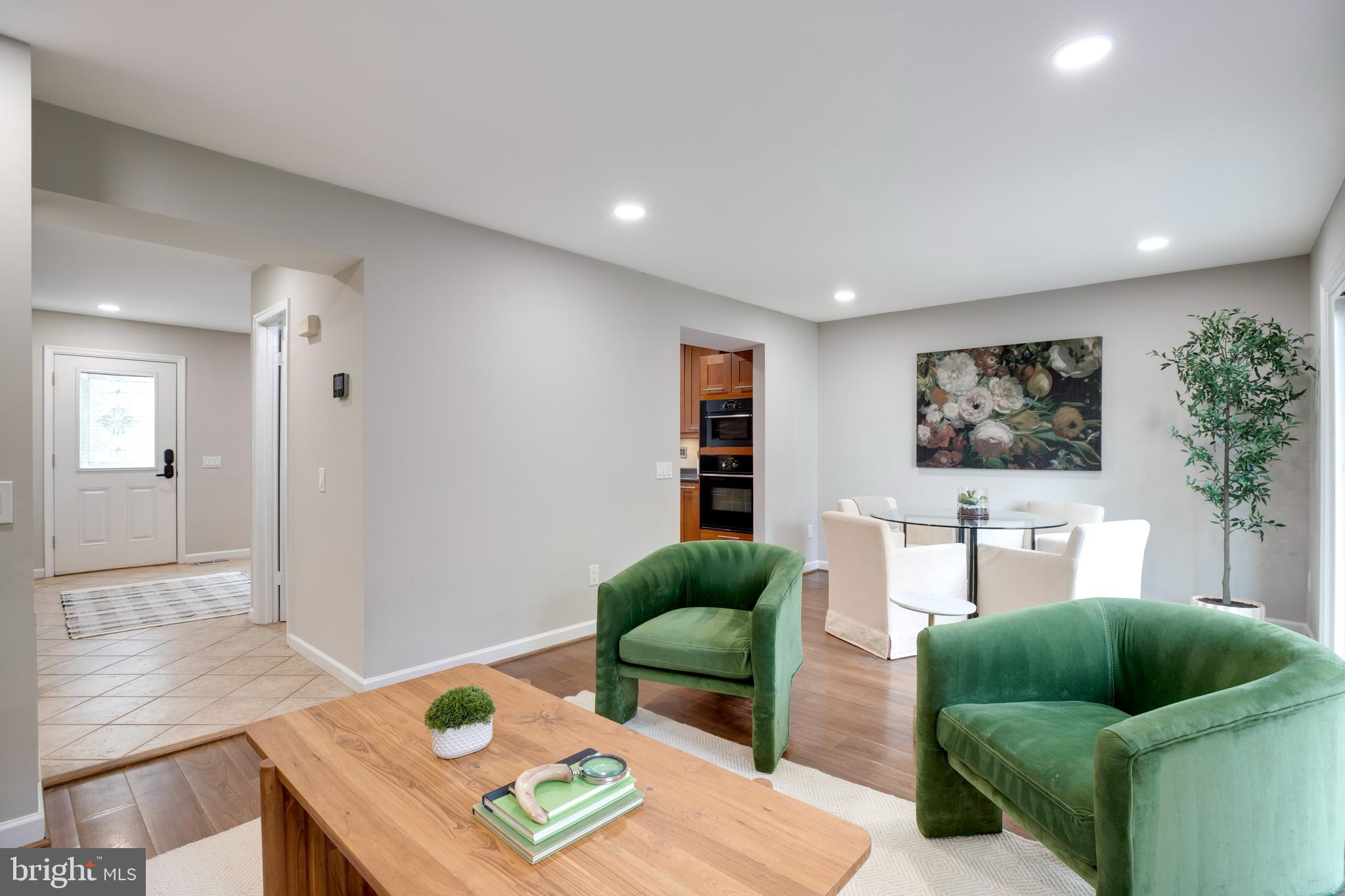 BURKE CENTRE - Residential