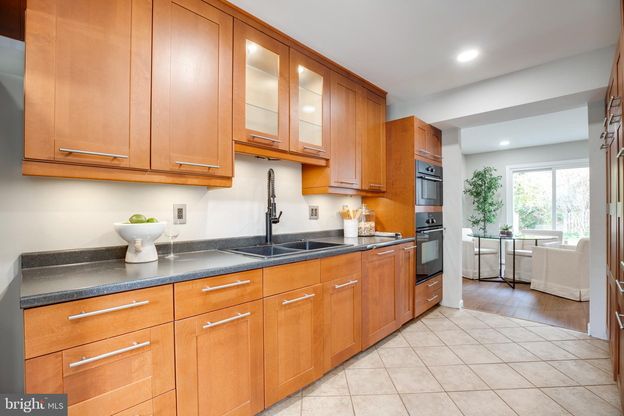 BURKE CENTRE - Residential